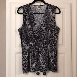 EUC Anne Klein Peplum Top